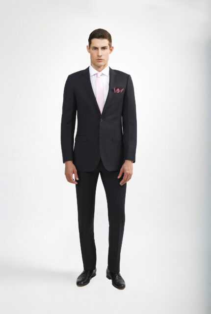 Adoro Deluxe: 100% Italian wool, notch lapel, charcoal grey suit